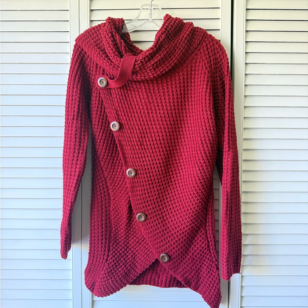 Asymmetrical Buttoned Knit Sweater - Red